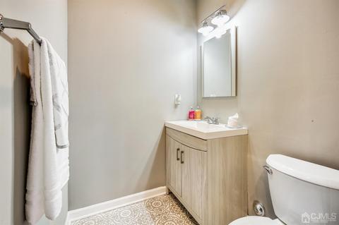9 Markham Rd, Edison, NJ 08817 photo 15