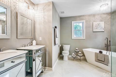 9 Markham Rd, Edison, NJ 08817 photo 24