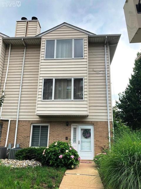 2 Westervelt Pl, Passaic, NJ 07055 photo 1