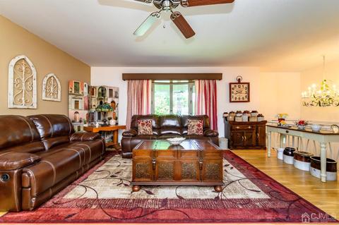 8 Warwick Rd, Edison, NJ 08820 photo 33