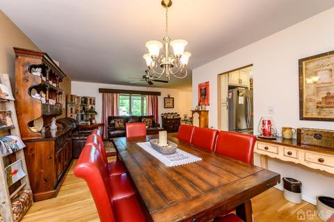 8 Warwick Rd, Edison, NJ 08820 photo 37