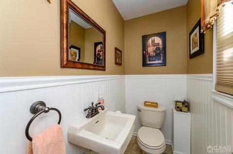 8 Warwick Rd, Edison, NJ 08820 photo 28