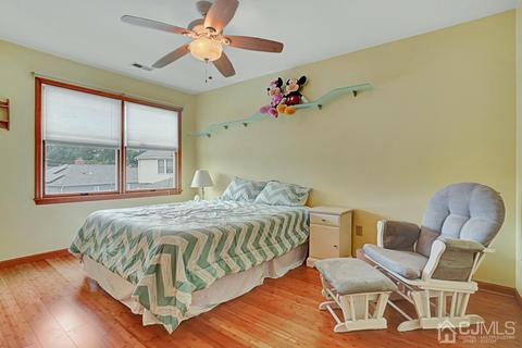210 Oak Dr, Middlesex, NJ 08846 photo 20