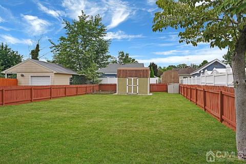 210 Oak Dr, Middlesex, NJ 08846 photo 27