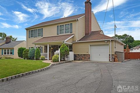 210 Oak Dr, Middlesex, NJ 08846 photo 2
