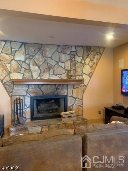 230 Old Post Rd, Edison, NJ 08817 photo 5