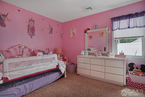 2 Pierrepont Ave, Middlesex, NJ 08846 photo 19