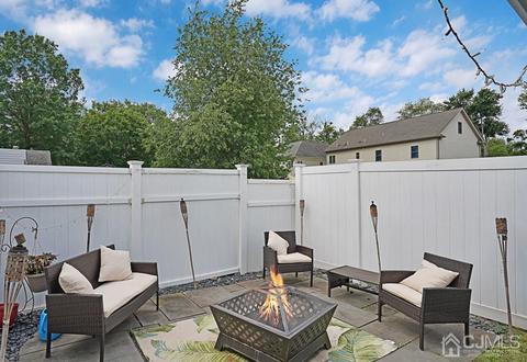 2 Pierrepont Ave, Middlesex, NJ 08846 photo 25