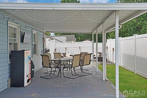 2 Pierrepont Ave, Middlesex, NJ 08846 photo 23