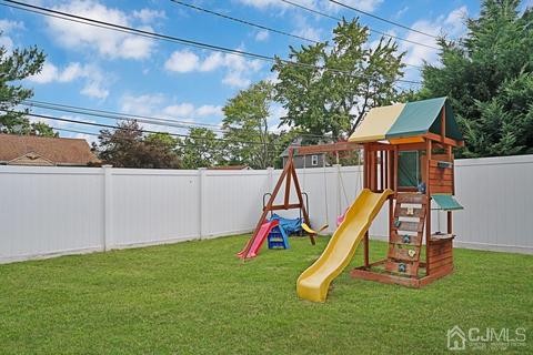 2 Pierrepont Ave, Middlesex, NJ 08846 photo 26