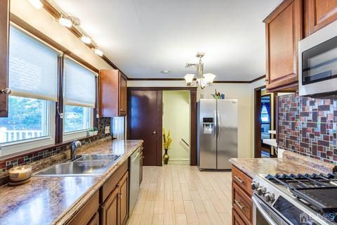 412 Main St, Middlesex, NJ 08846 photo 9