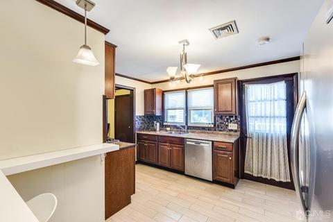 412 Main St, Middlesex, NJ 08846 photo 10