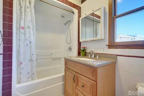 83 Winthrop Rd, Edison, NJ 08817 photo 29