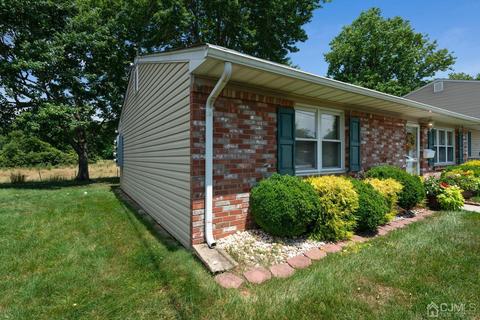22 Haven Dr, Matawan, NJ 07747 photo 4