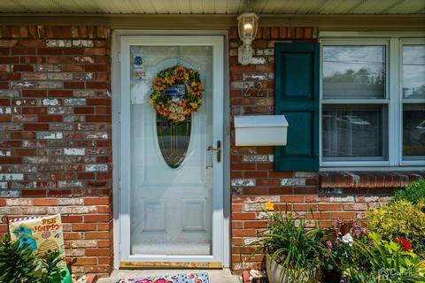 22 Haven Dr, Matawan, NJ 07747 photo 5