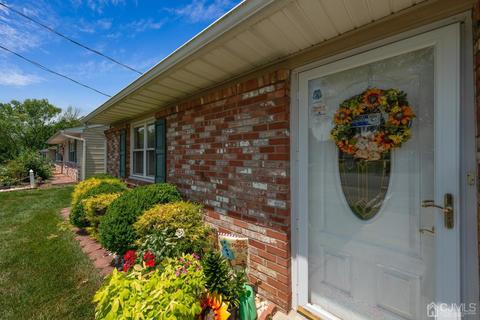 22 Haven Dr, Matawan, NJ 07747 photo 6