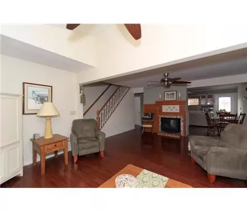 345 Lorraine Ave, Middlesex, NJ 08846 photo 16
