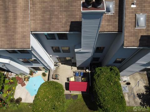3404 Spring Brook Dr, Edison, NJ 08820 photo 2