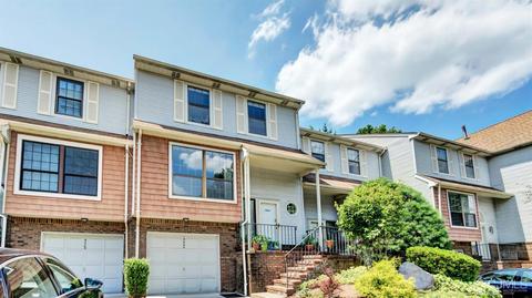 3404 Spring Brook Dr, Edison, NJ 08820 photo 7