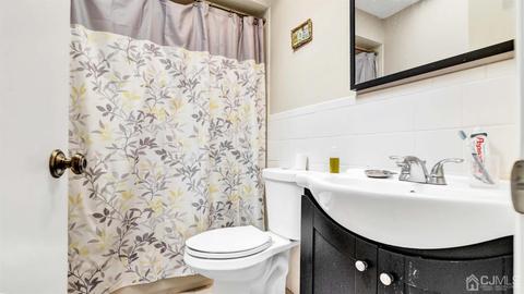 3404 Spring Brook Dr, Edison, NJ 08820 photo 23