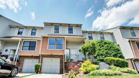 3404 Spring Brook Dr, Edison, NJ 08820 photo 8