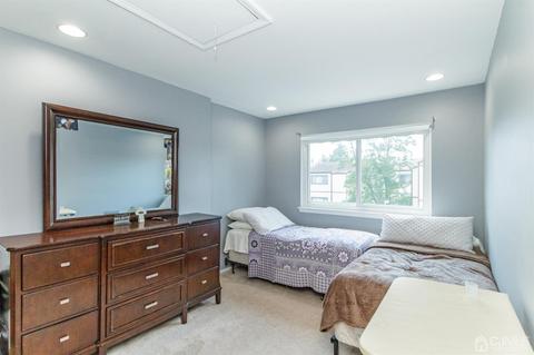 45 Ellen Heath Dr, Matawan, NJ 07747 photo 17