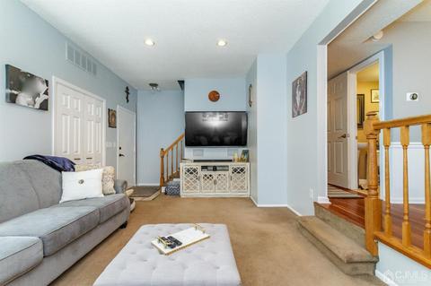45 Ellen Heath Dr, Matawan, NJ 07747 photo 5