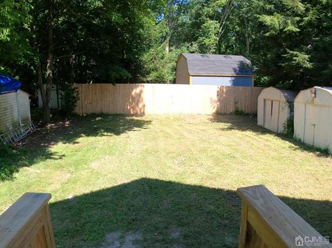 29 John St, Helmetta, NJ 08828 photo 2
