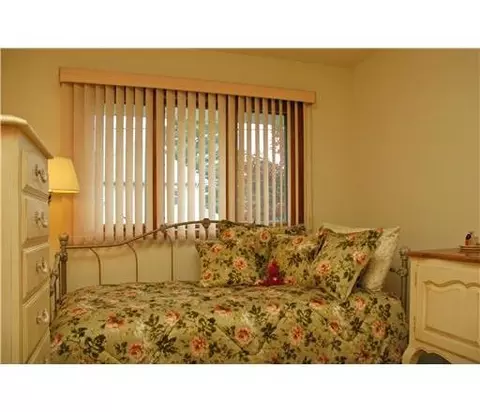 102 Emerson Ave, Middlesex, NJ 08846 photo 18
