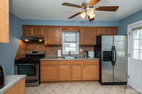 318 2nd St, Middlesex, NJ 08846 photo 6