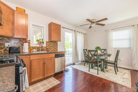 206 4th St, Middlesex, NJ 08846 photo 9