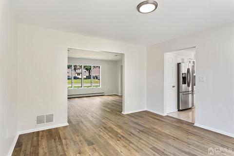 2051 Oak Tree Rd, Edison, NJ 08820 photo 17