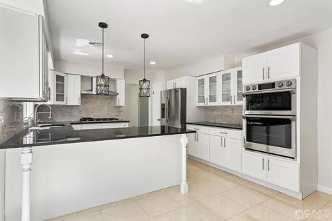 2051 Oak Tree Rd, Edison, NJ 08820 photo 7