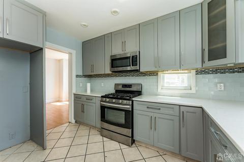 24 E Franklin St, Bound Brook, NJ 08805 photo 9