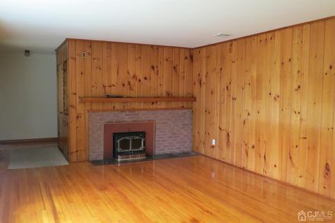423 Main St, Middlesex, NJ 08846 photo 7