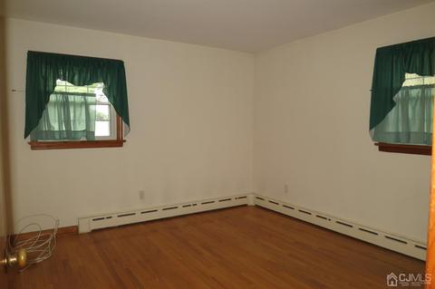 423 Main St, Middlesex, NJ 08846 photo 14