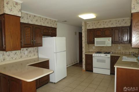 423 Main St, Middlesex, NJ 08846 photo 10