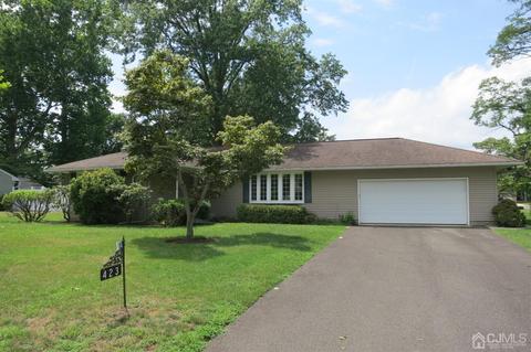 423 Main St, Middlesex, NJ 08846 photo 1