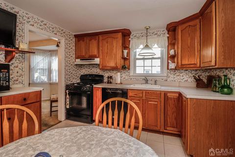205 Echo Ave, Edison, NJ 08837 photo 8
