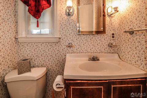 205 Echo Ave, Edison, NJ 08837 photo 10