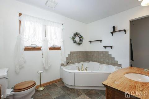26 Ovington Ave, Edison, NJ 08817 photo 17