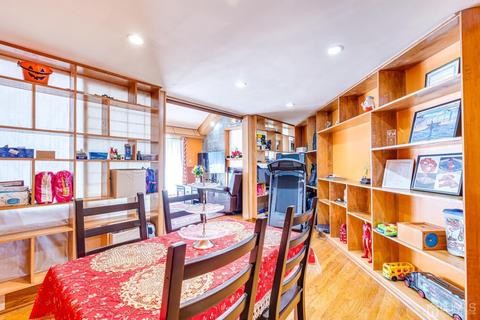 152 Westgate Dr, Edison, NJ 08820 photo 14