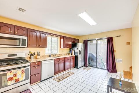 152 Westgate Dr, Edison, NJ 08820 photo 17