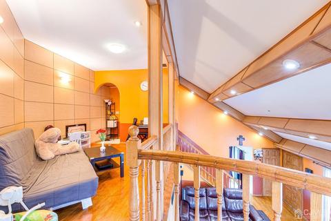 152 Westgate Dr, Edison, NJ 08820 photo 25