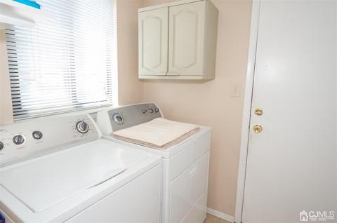 522 Westgate Dr, Edison, NJ 08820 photo 7