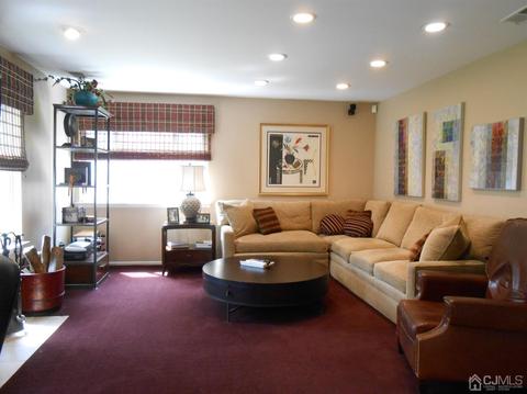 44 Wintergreen Ave, Edison, NJ 08820 photo 11
