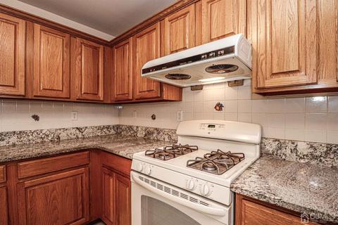 15 E Pleasant Ave, Sewaren, NJ 07077 photo 14