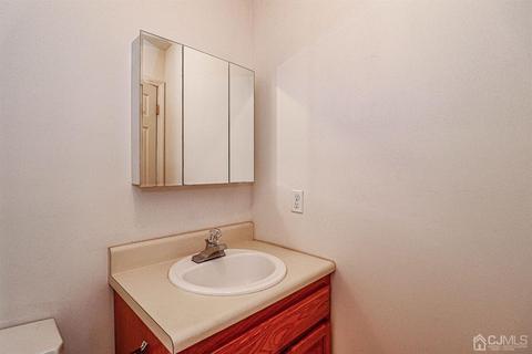 15 E Pleasant Ave, Sewaren, NJ 07077 photo 20