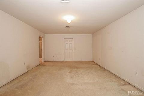 15 E Pleasant Ave, Sewaren, NJ 07077 photo 22