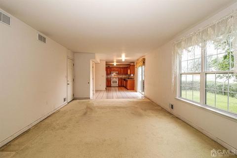 15 E Pleasant Ave, Sewaren, NJ 07077 photo 19
